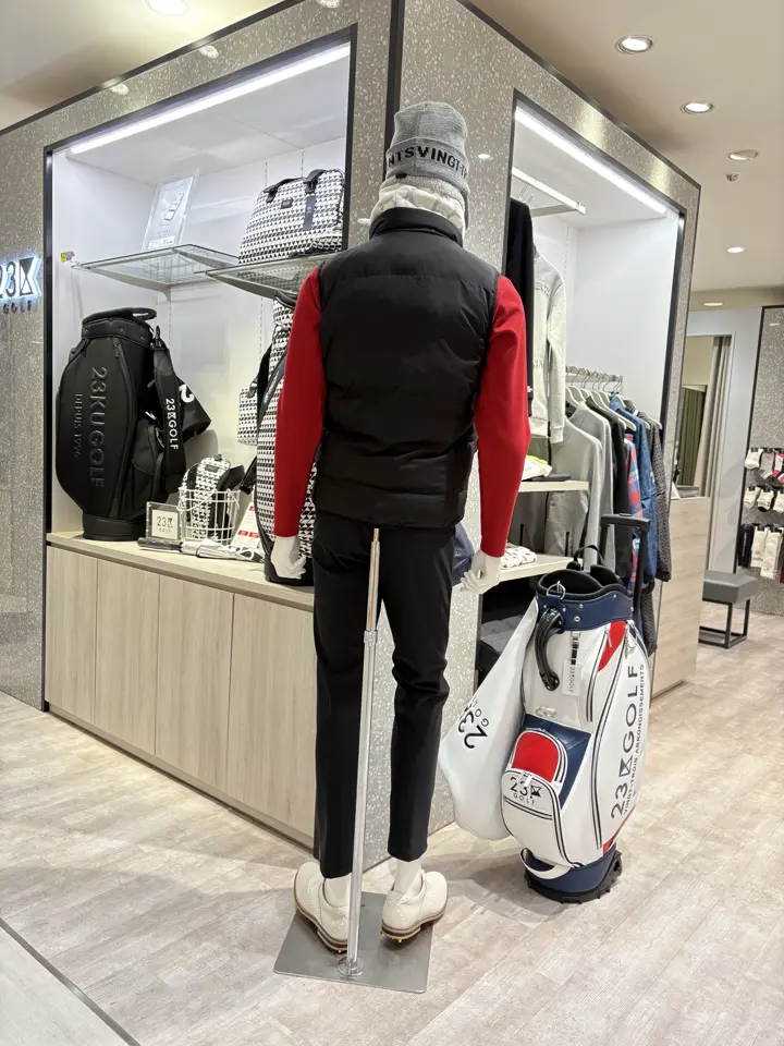 23区GOLF 松屋スタッフ コーディネート画像
