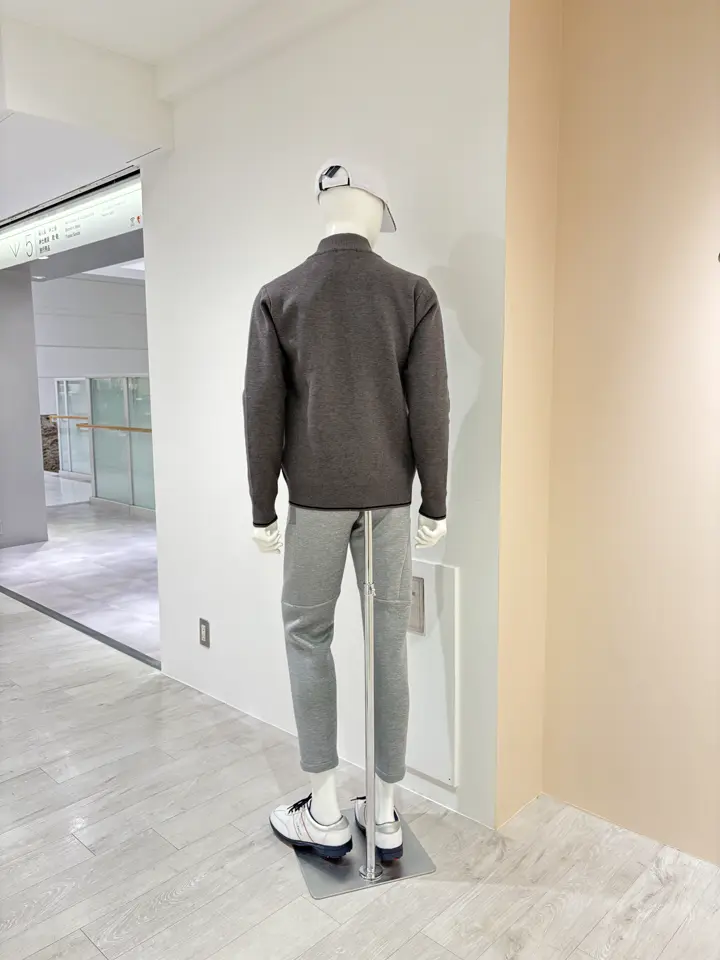 23区GOLF 松屋スタッフ コーディネート画像