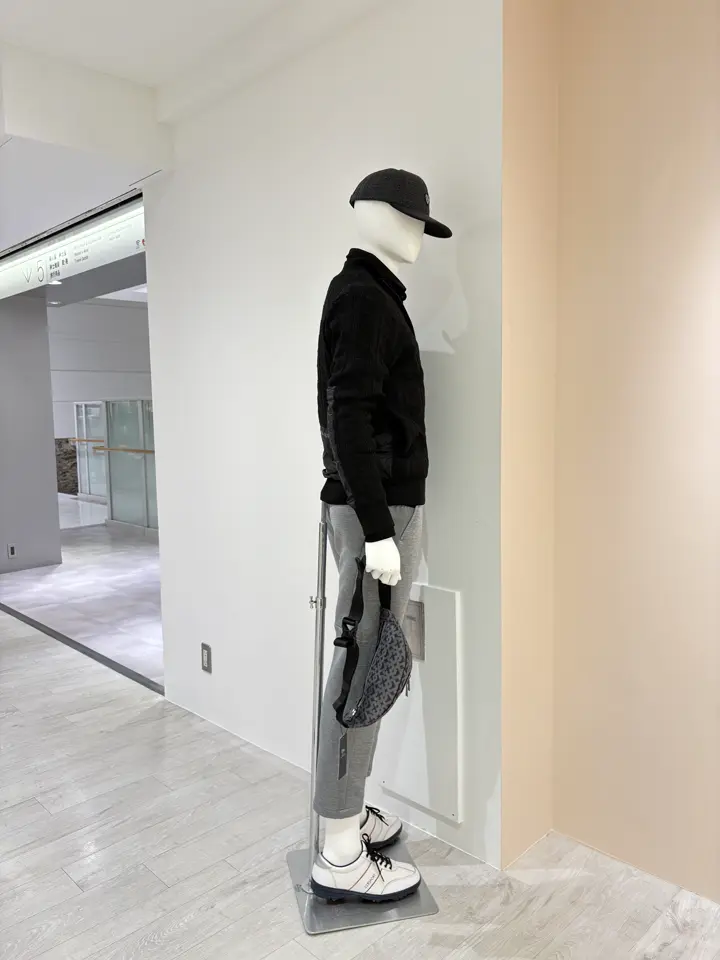 23区GOLF 松屋スタッフ コーディネート画像