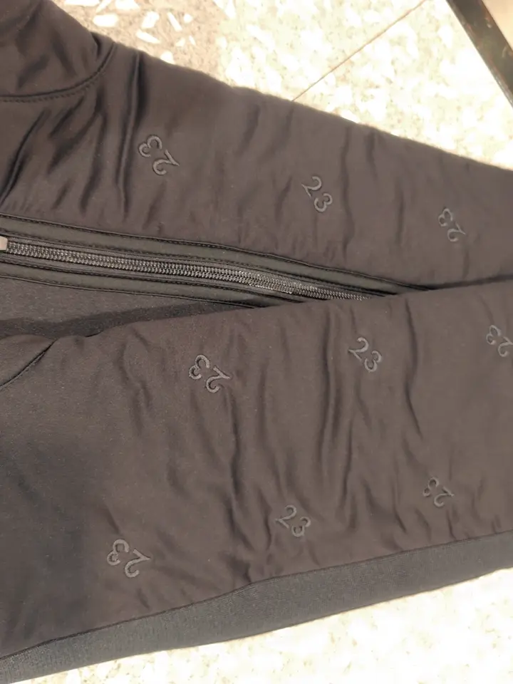 23区GOLF スタッフ コーディネート画像