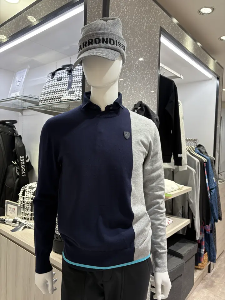 23区GOLF 松屋スタッフ コーディネート画像