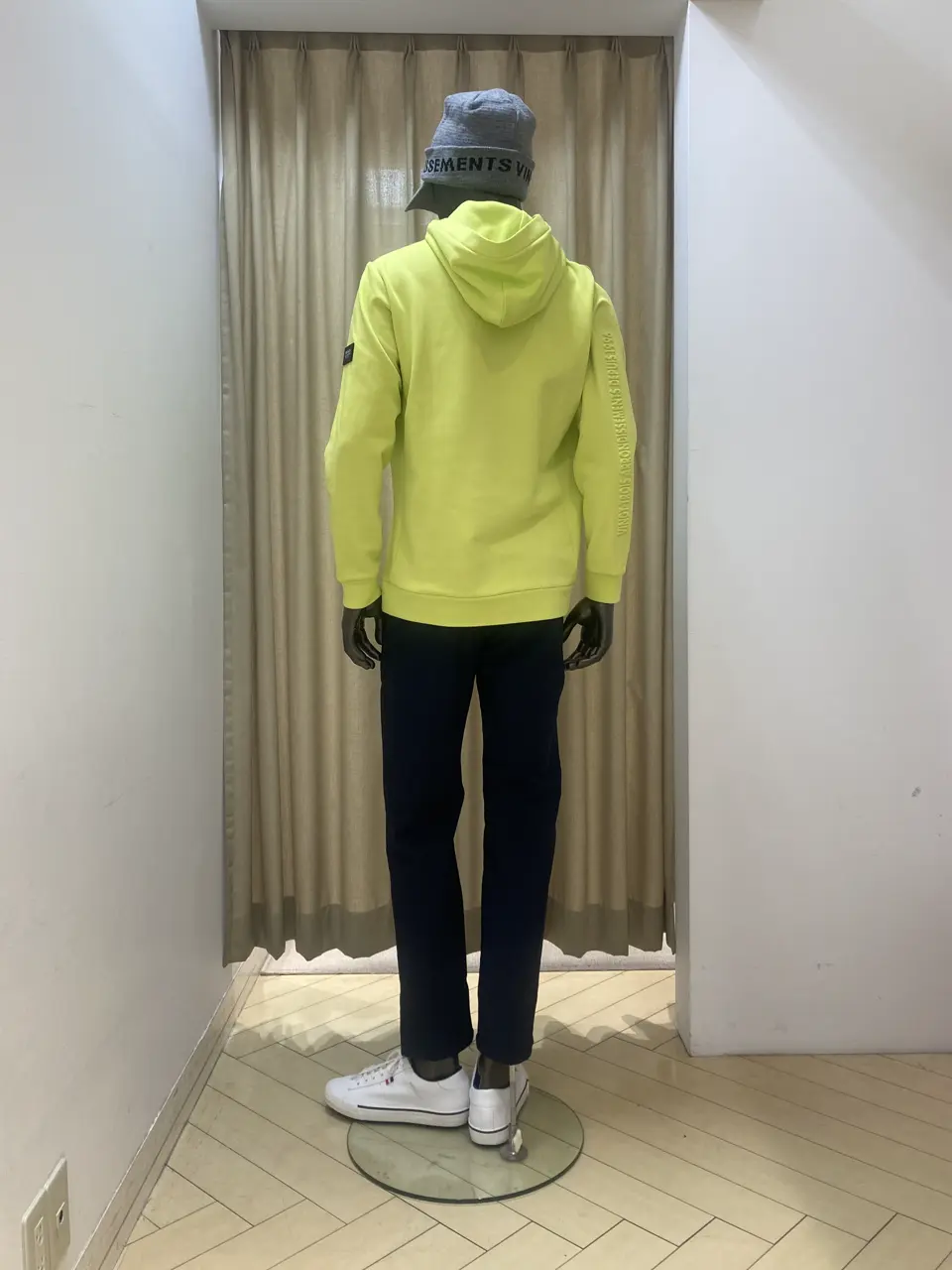 23区GOLF スタッフ コーディネート画像