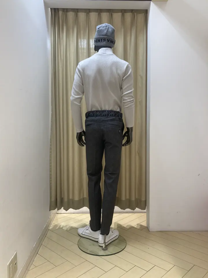 23区GOLF スタッフ コーディネート画像