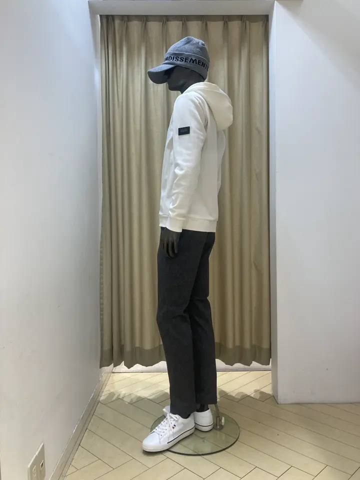 23区GOLF スタッフ コーディネート画像