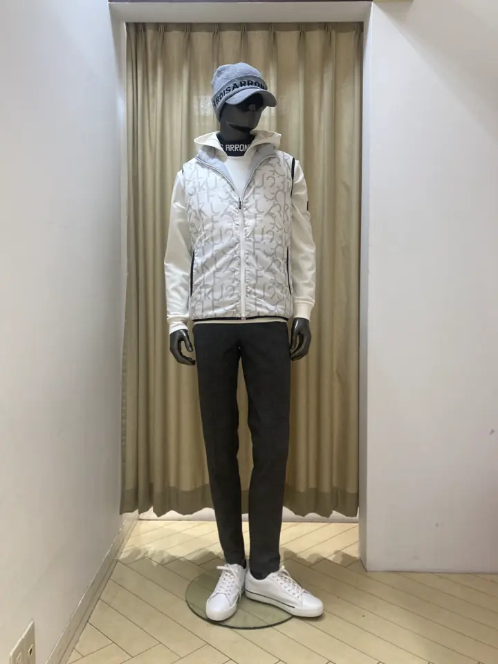 23区GOLF スタッフ コーディネート画像