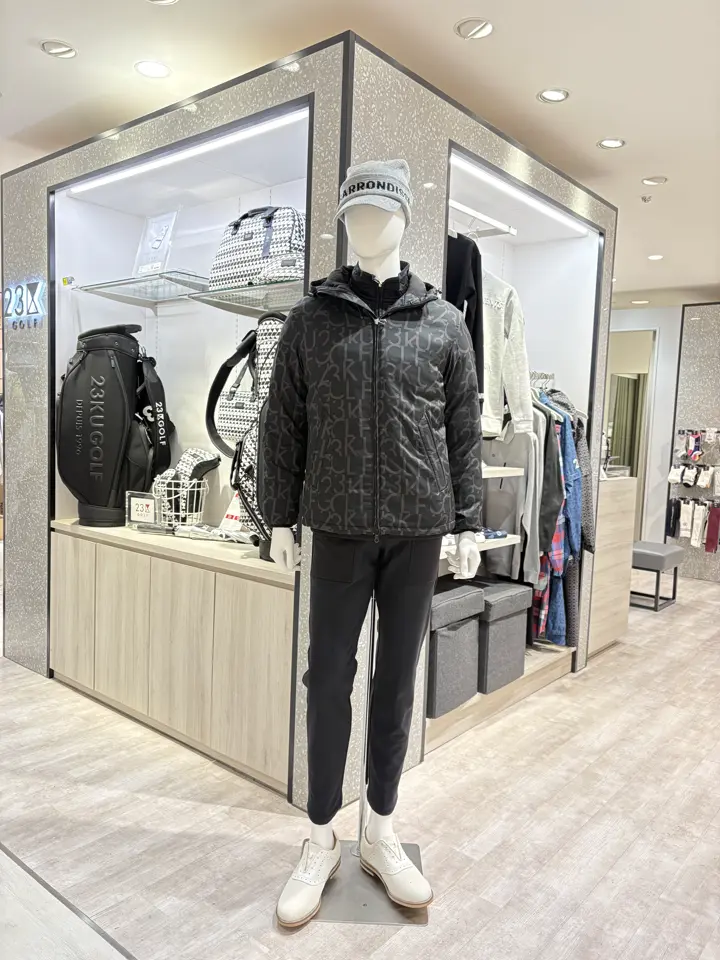 23区GOLF 松屋スタッフ コーディネート画像