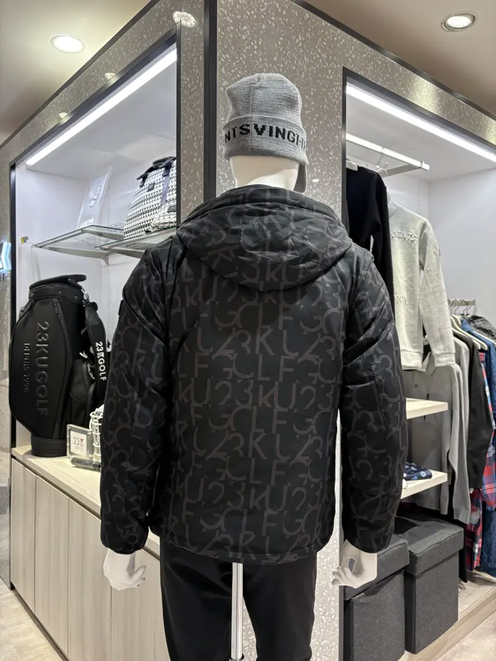 23区GOLF 松屋スタッフ コーディネート画像