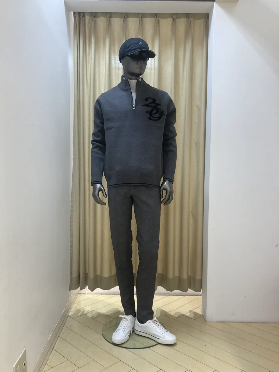 23区GOLF スタッフ コーディネート画像