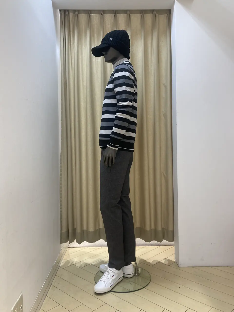 23区GOLF スタッフ コーディネート画像