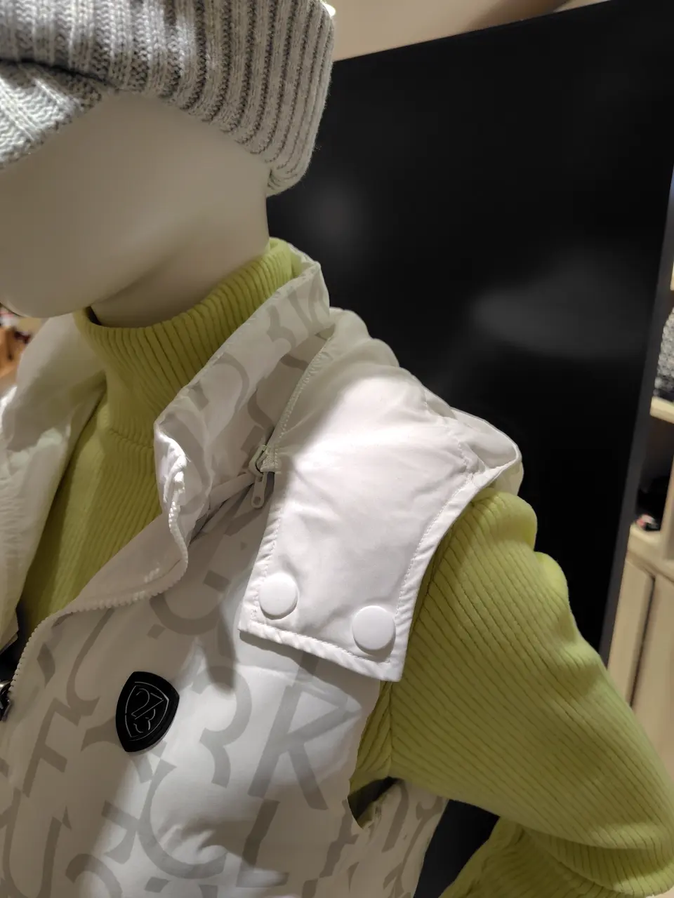 23区GOLF スタッフ コーディネート画像