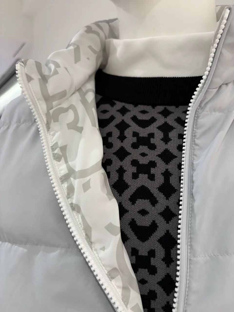 23区GOLF 松屋スタッフ コーディネート画像