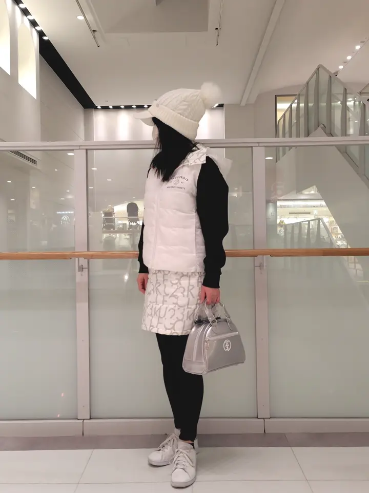 23区GOLF スタッフ コーディネート画像