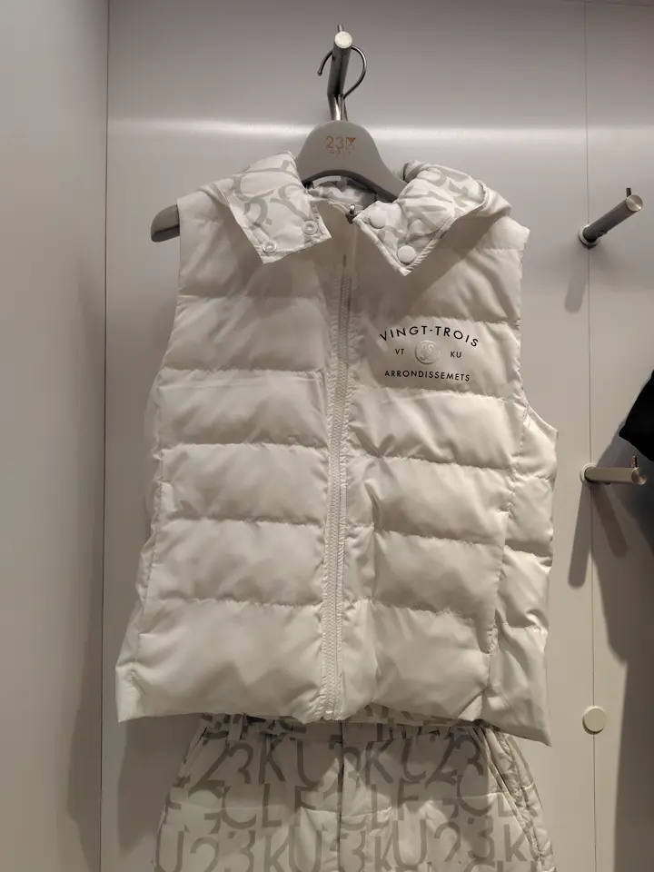 23区GOLF スタッフ コーディネート画像