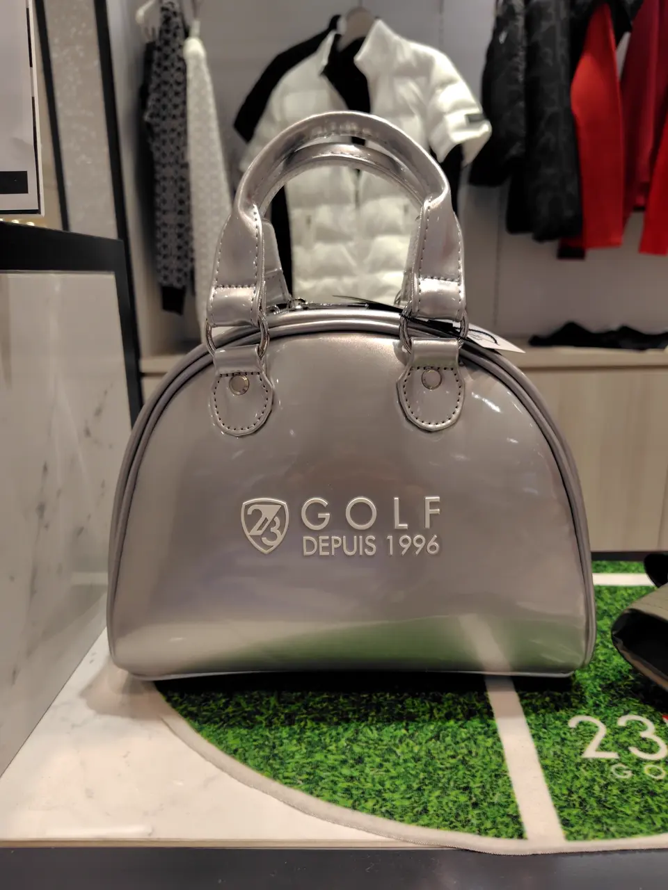 23区GOLF スタッフ コーディネート画像