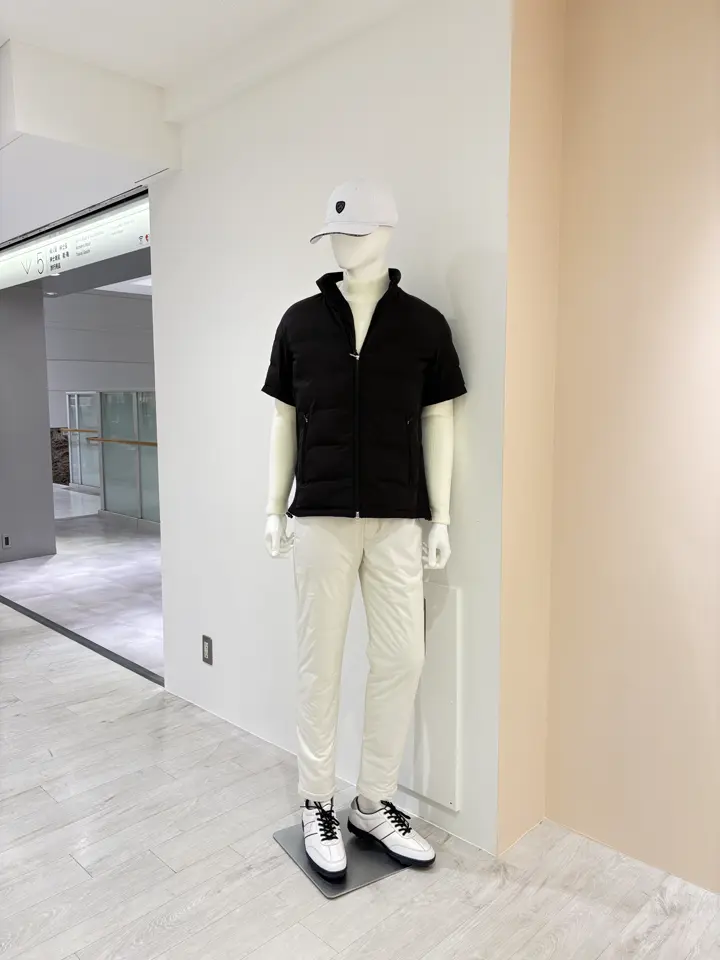 23区GOLF 松屋スタッフ コーディネート画像