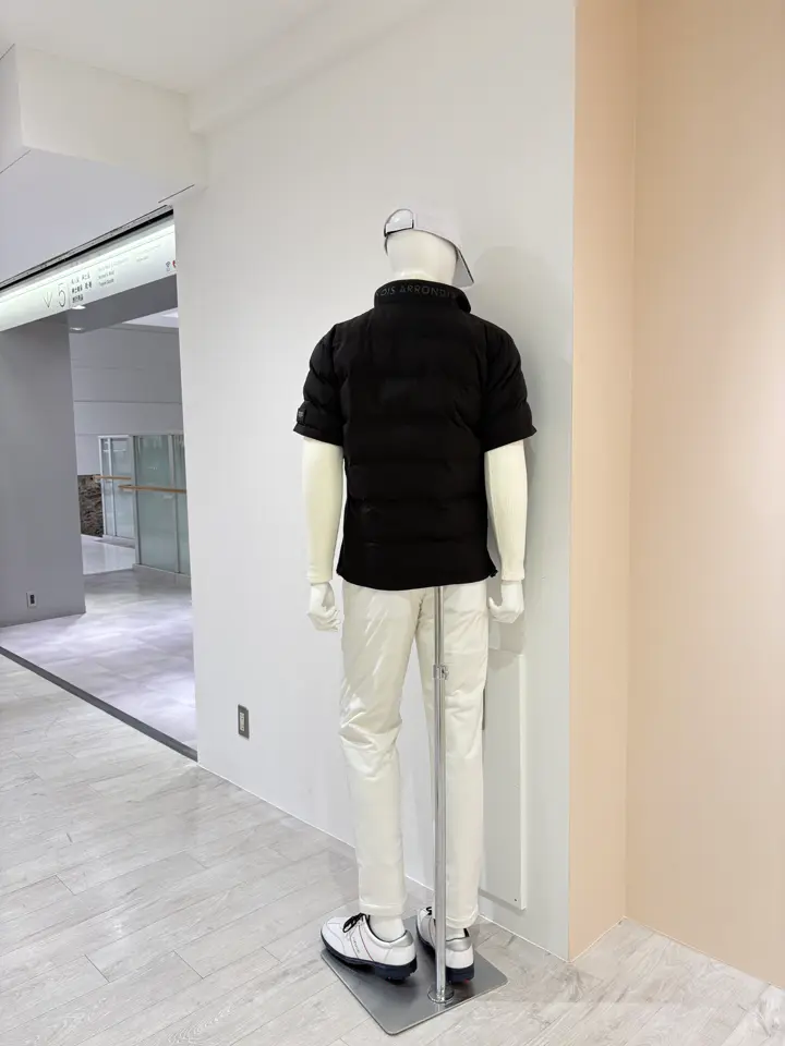 23区GOLF 松屋スタッフ コーディネート画像