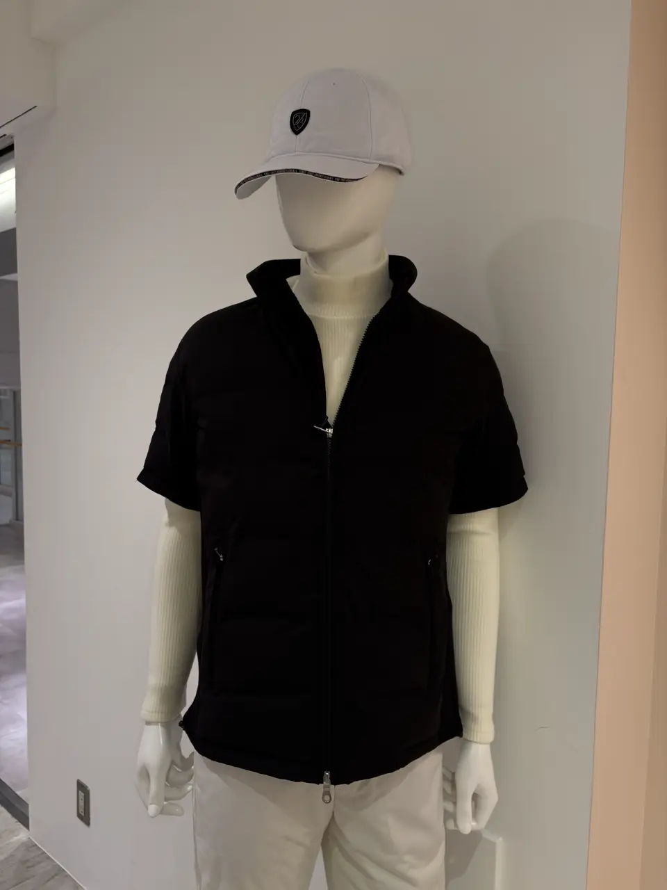 23区GOLF 松屋スタッフ コーディネート画像