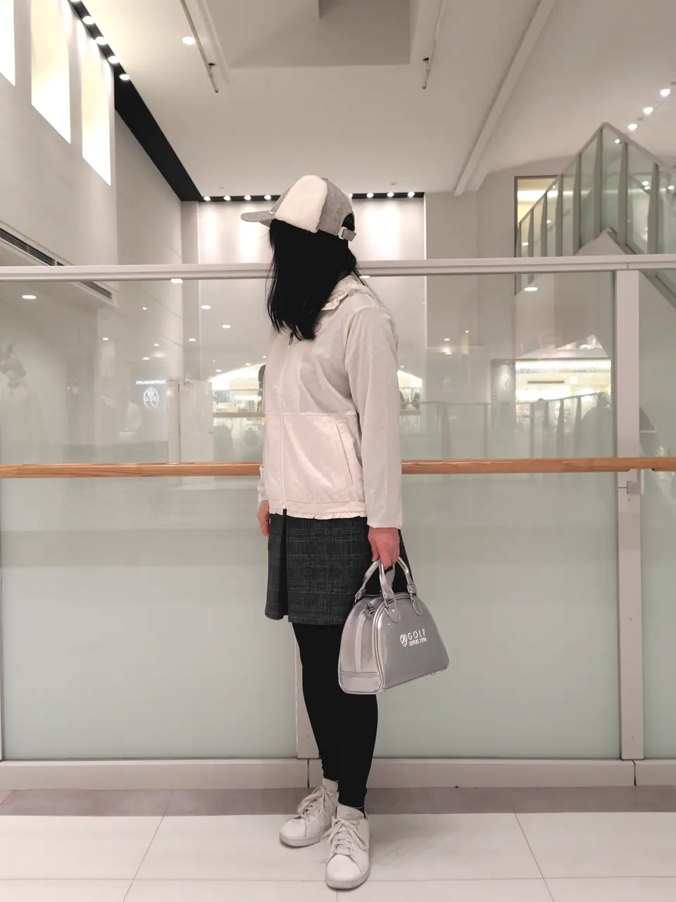 23区GOLF スタッフ コーディネート画像