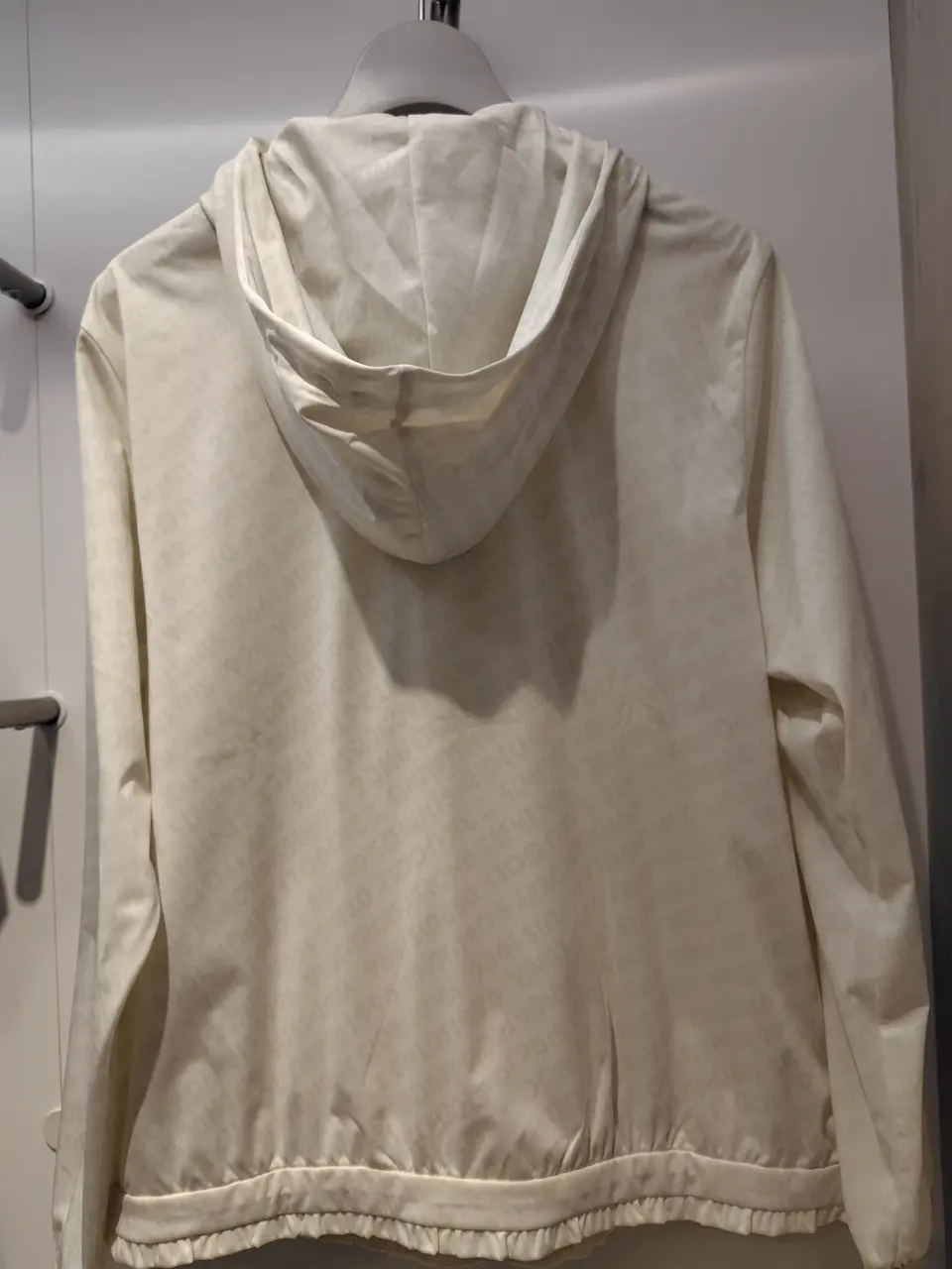 23区GOLF スタッフ コーディネート画像