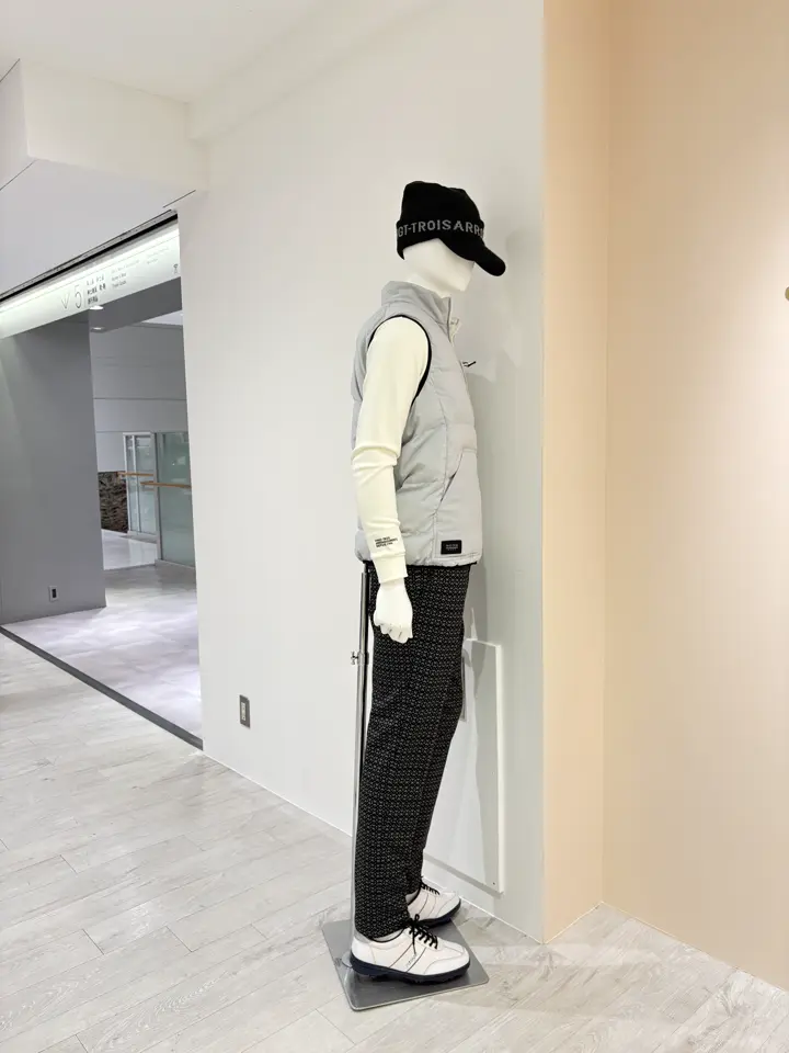 23区GOLF 松屋スタッフ コーディネート画像