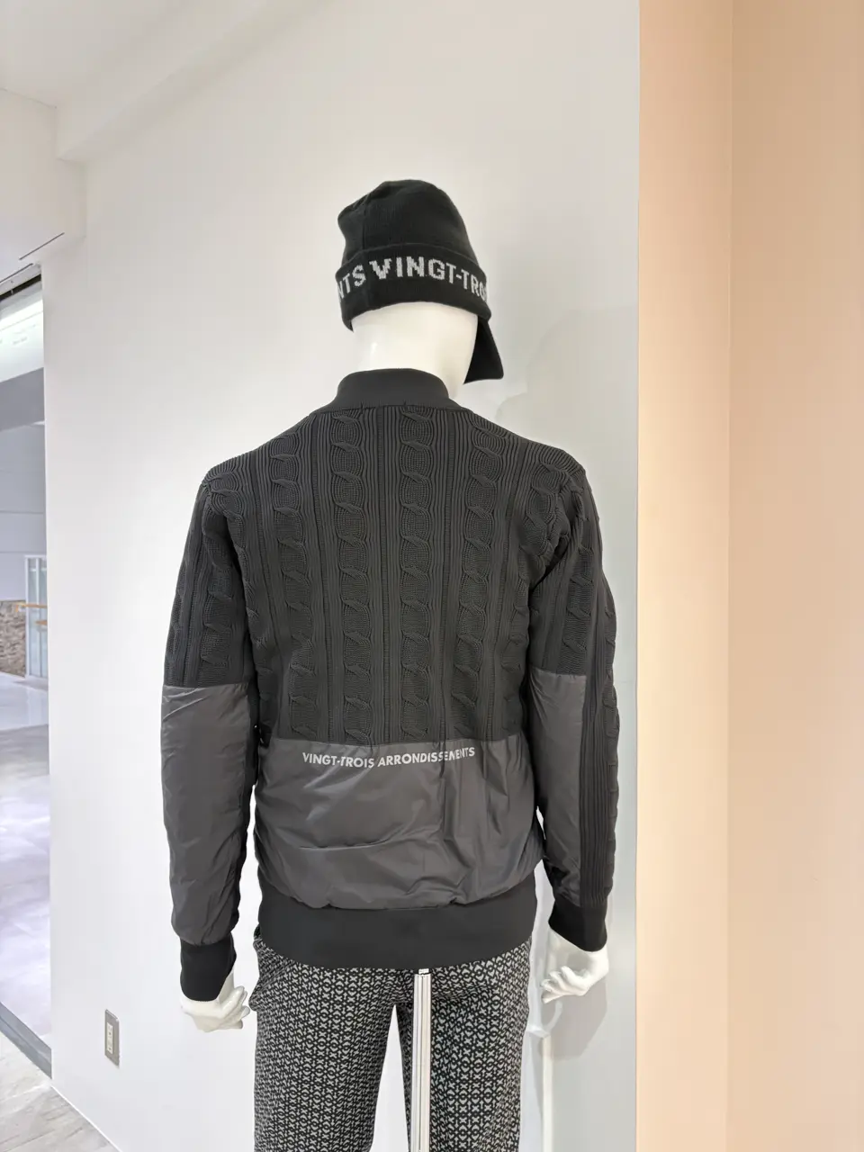 23区GOLF 松屋スタッフ コーディネート画像