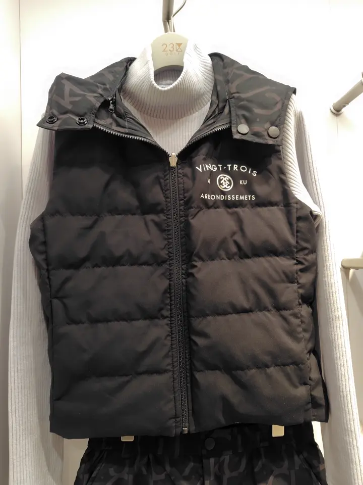 23区GOLF スタッフ コーディネート画像