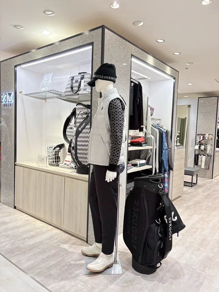 23区GOLF 松屋スタッフ コーディネート画像