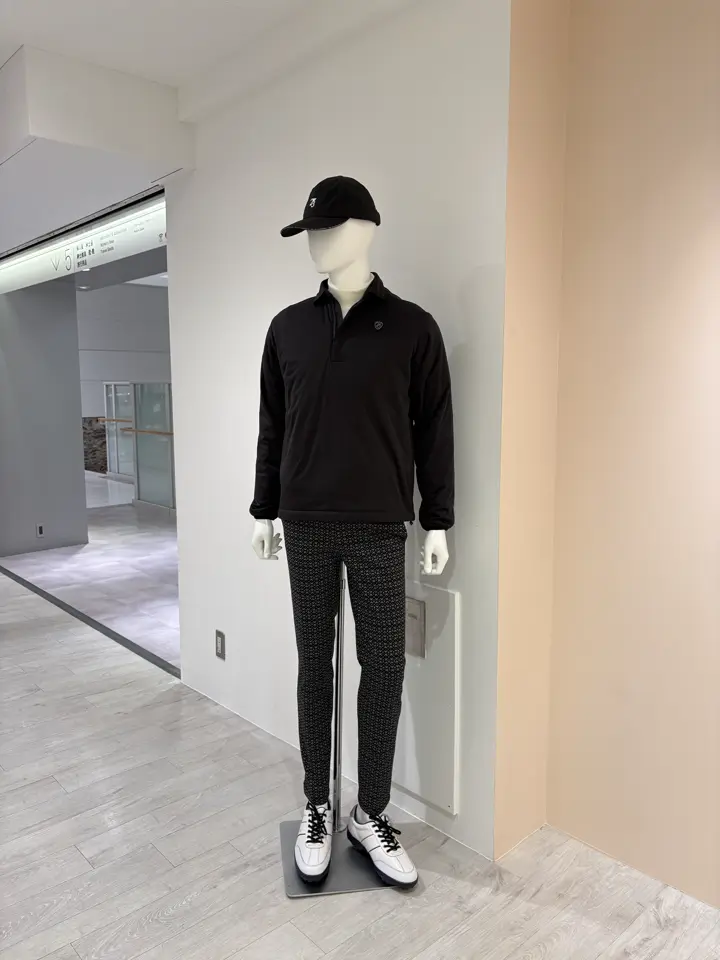 23区GOLF 松屋スタッフ コーディネート画像