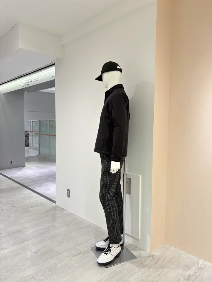 23区GOLF 松屋スタッフ コーディネート画像