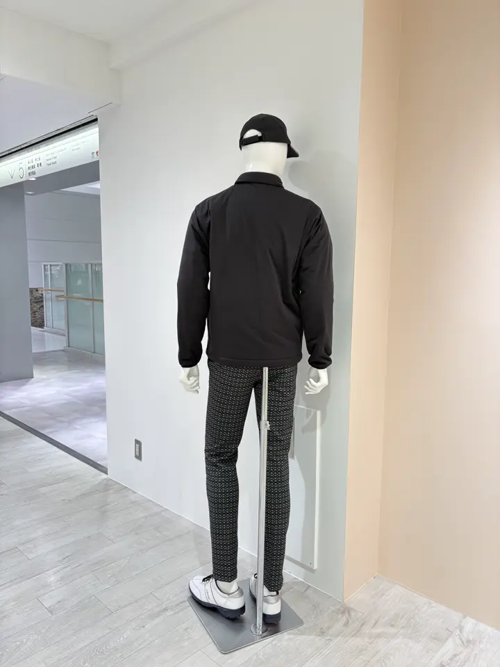 23区GOLF 松屋スタッフ コーディネート画像