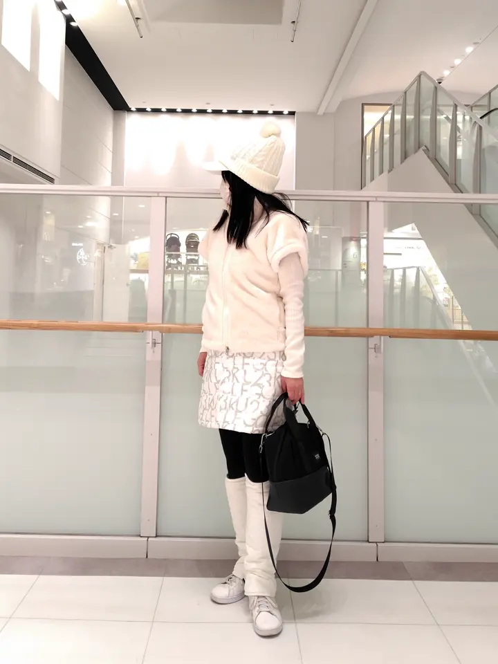 23区GOLF スタッフ コーディネート画像