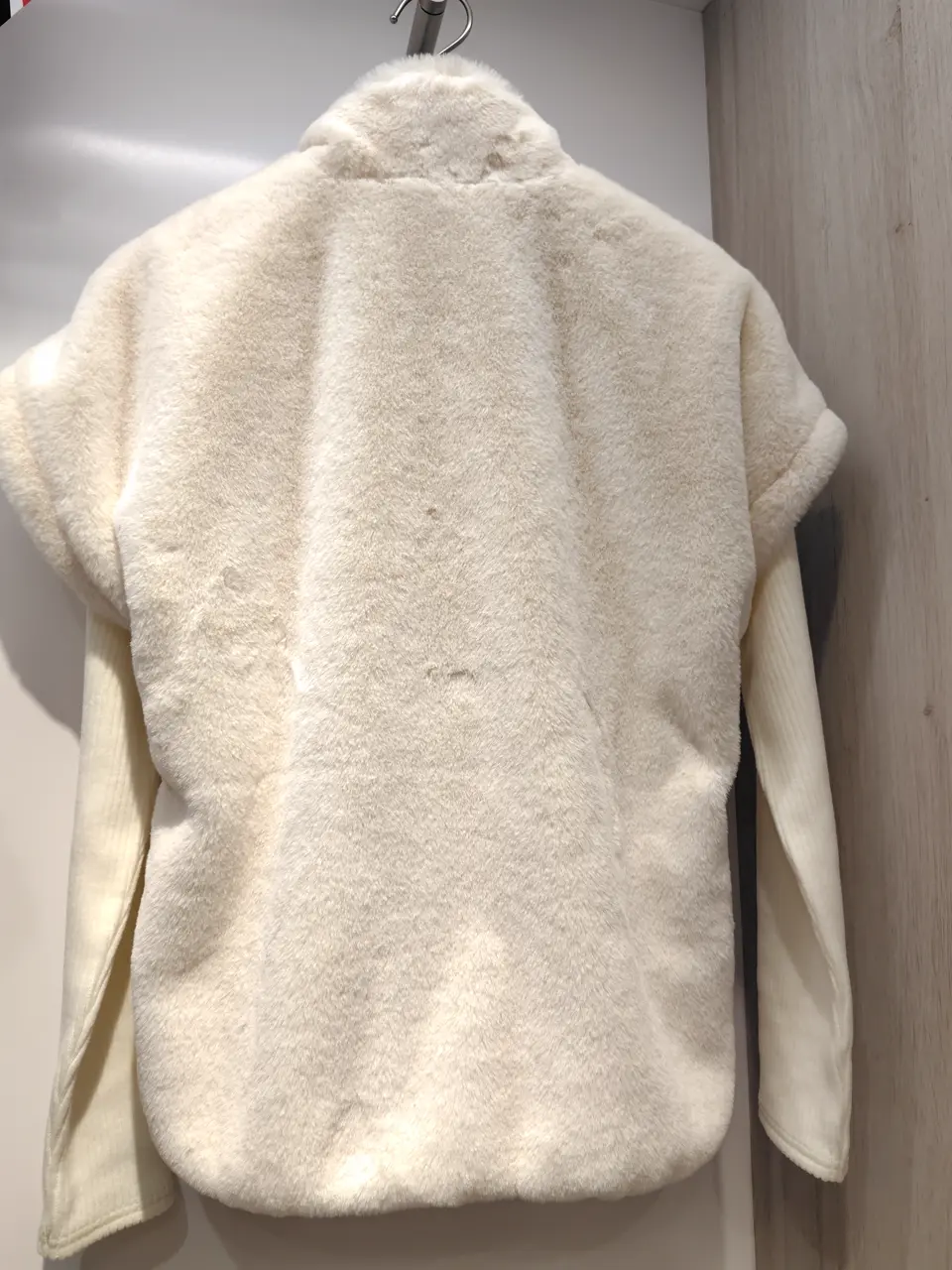 23区GOLF スタッフ コーディネート画像