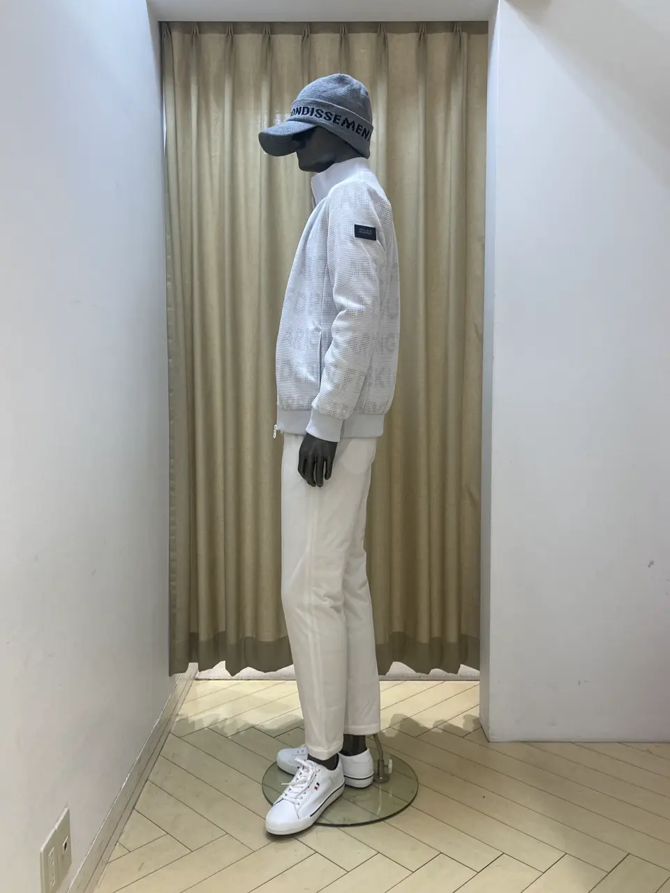 23区GOLF スタッフ コーディネート画像