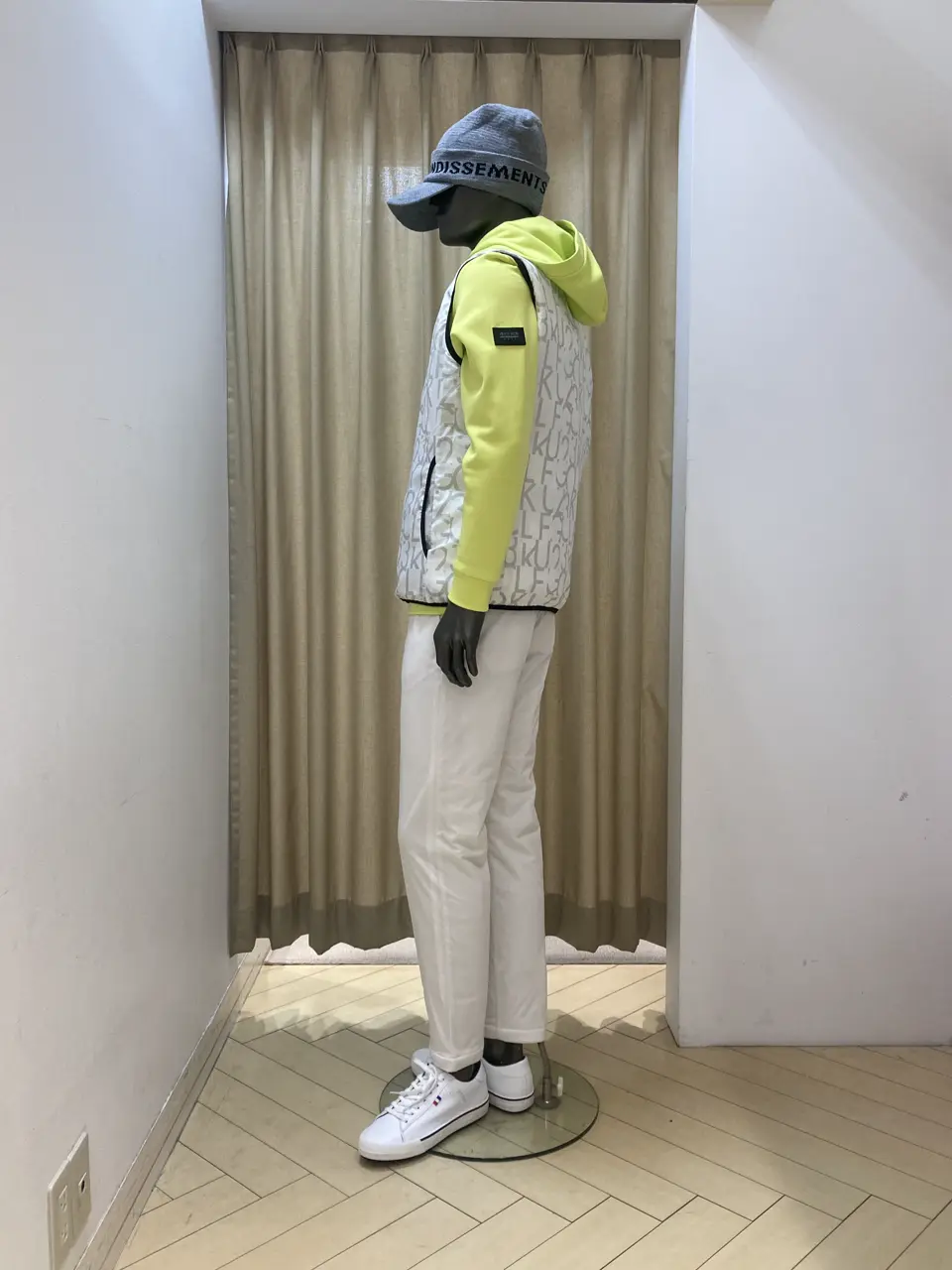 23区GOLF スタッフ コーディネート画像