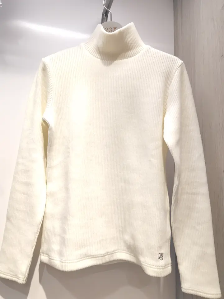 23区GOLF スタッフ コーディネート画像