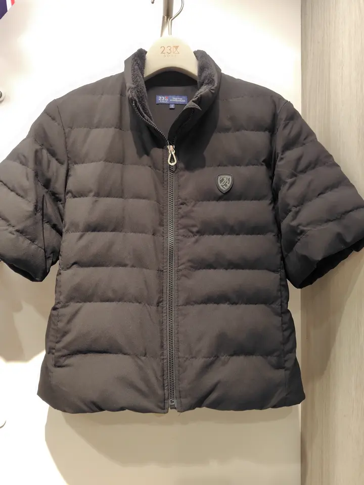 23区GOLF スタッフ コーディネート画像