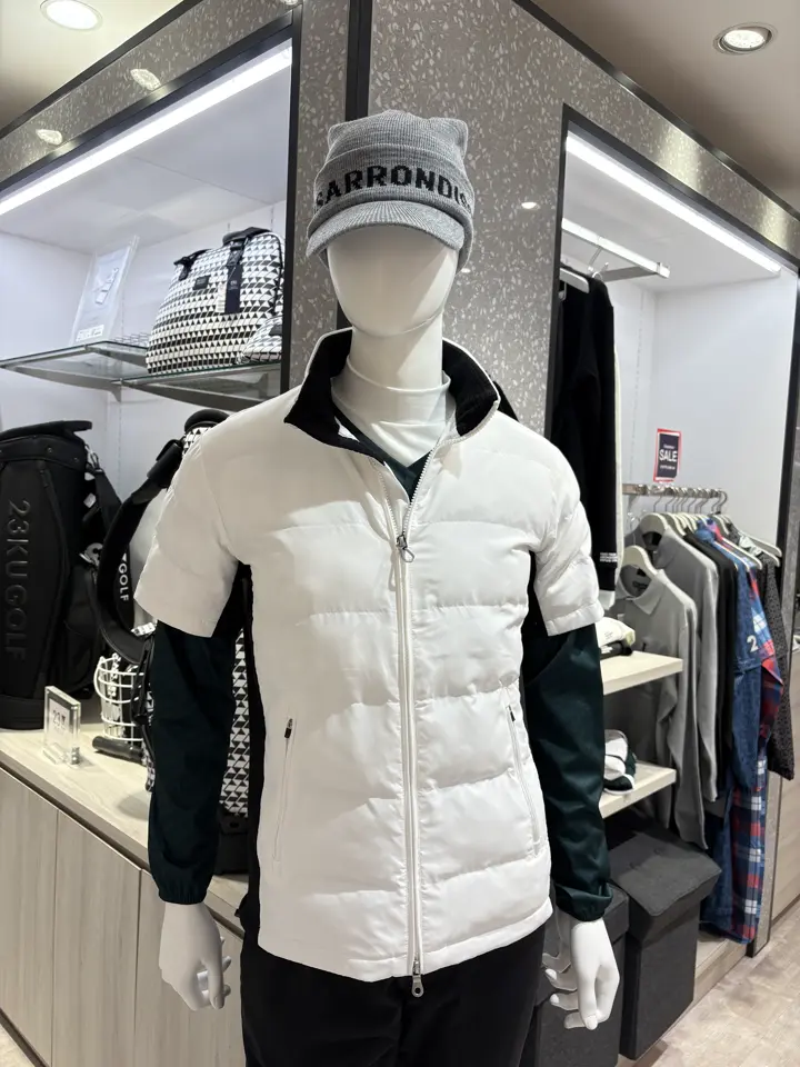 23区GOLF 松屋スタッフ コーディネート画像