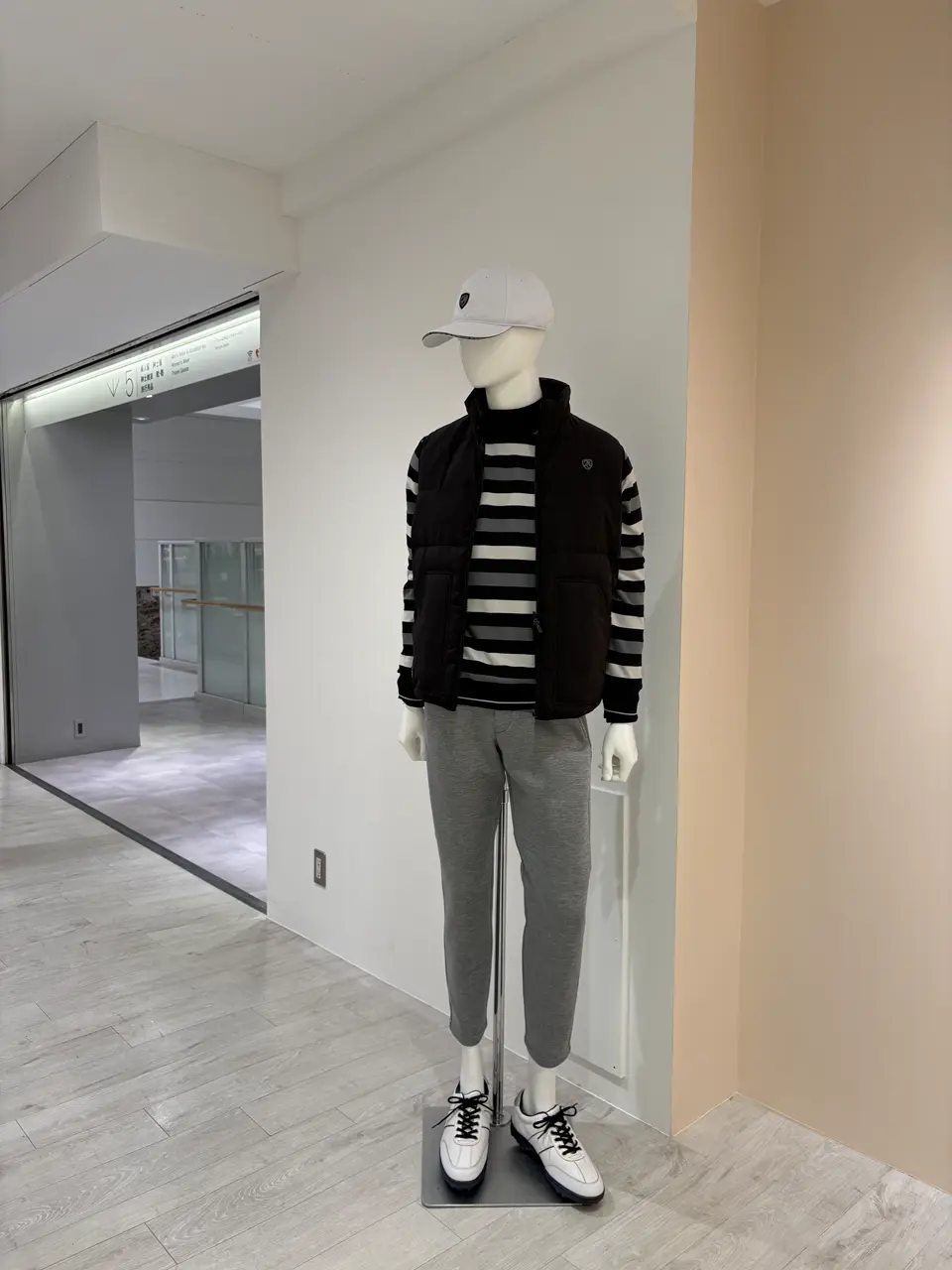  松屋スタッフ コーディネート画像