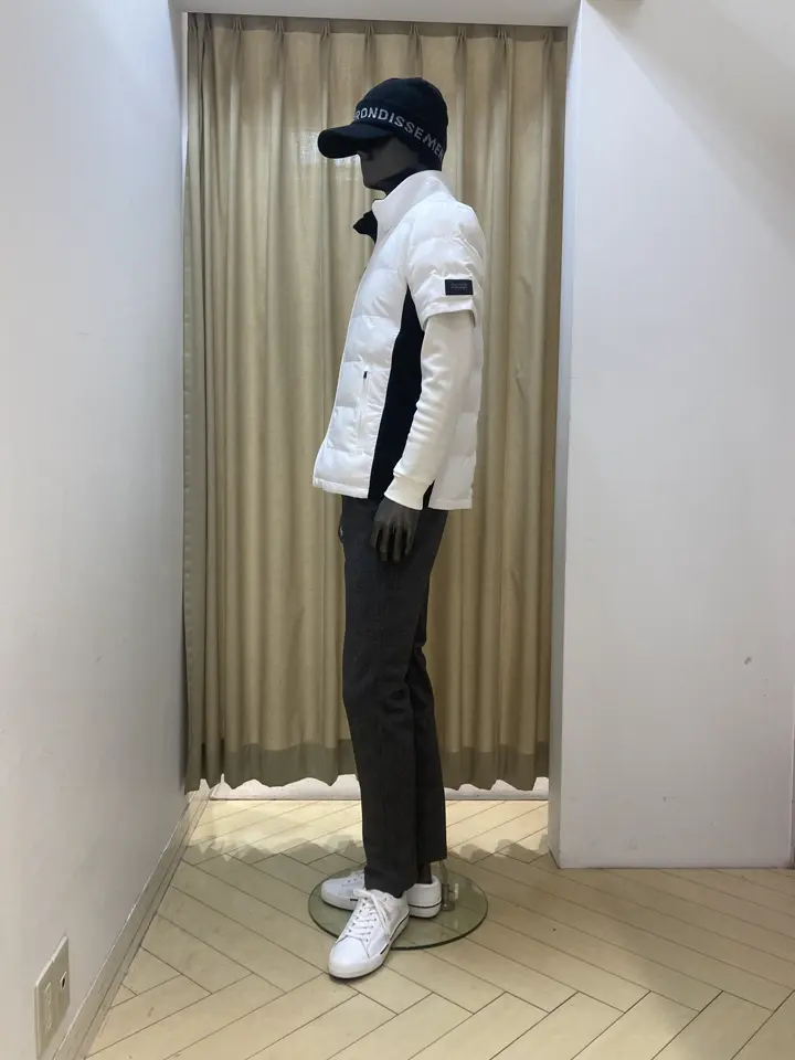 23区GOLF スタッフ コーディネート画像