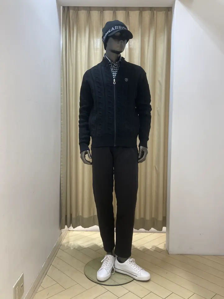 23区GOLF スタッフ コーディネート画像