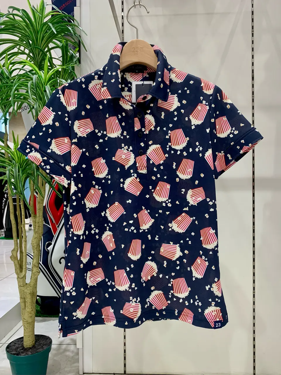 23区GOLF 上野 コーディネート画像