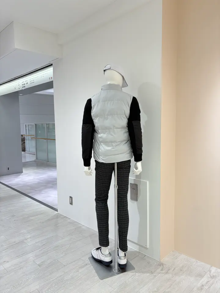 23区GOLF 松屋スタッフ コーディネート画像