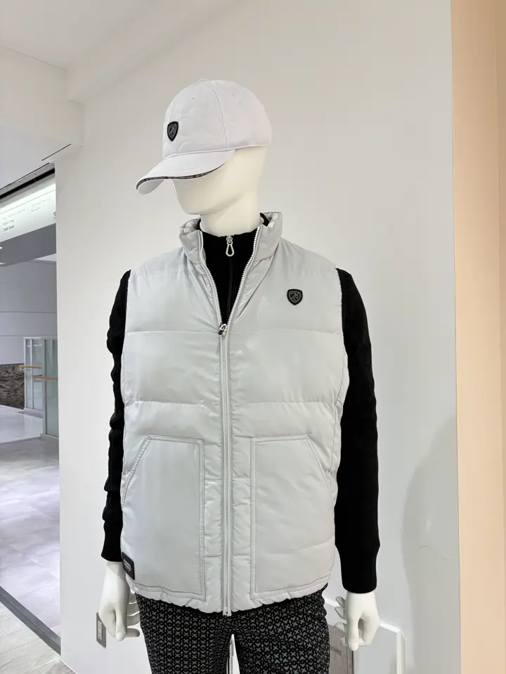 23区GOLF 松屋スタッフ コーディネート画像