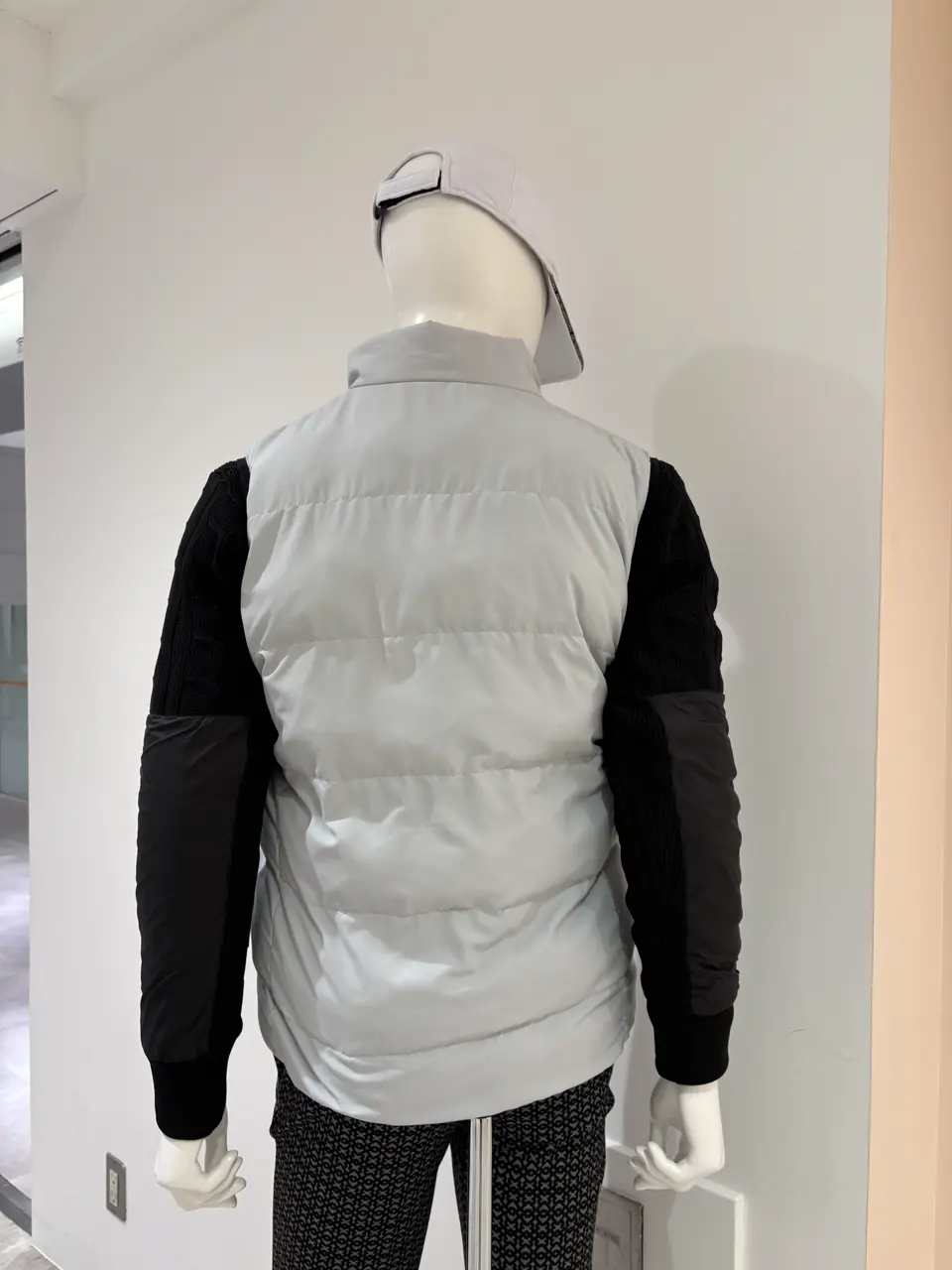 23区GOLF 松屋スタッフ コーディネート画像