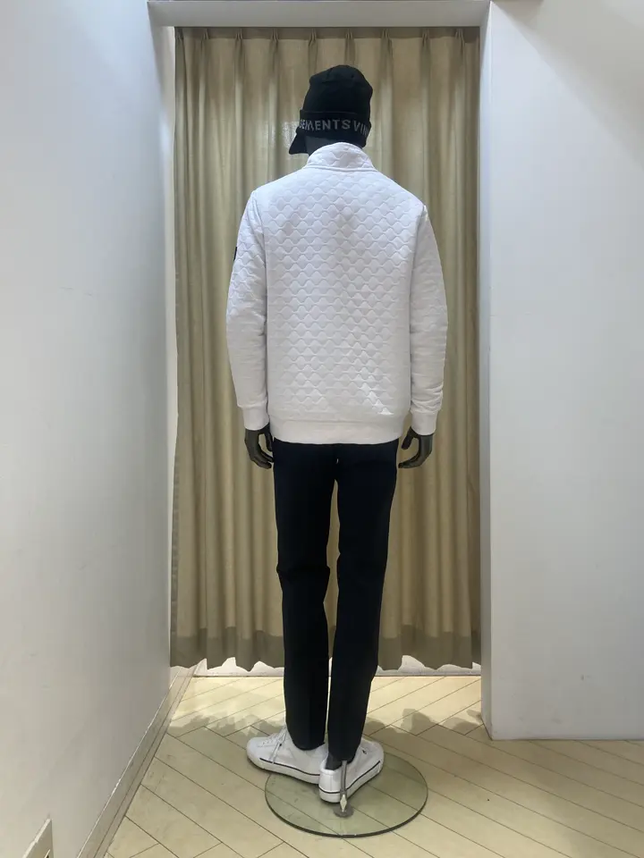 23区GOLF スタッフ コーディネート画像