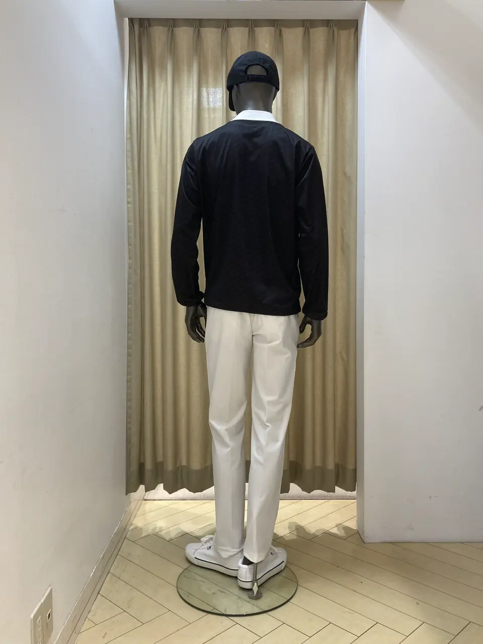 23区GOLF スタッフ コーディネート画像