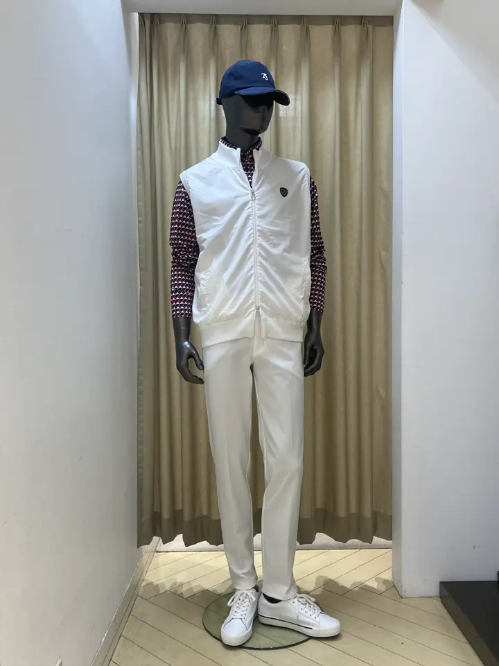 23区GOLF スタッフ コーディネート画像