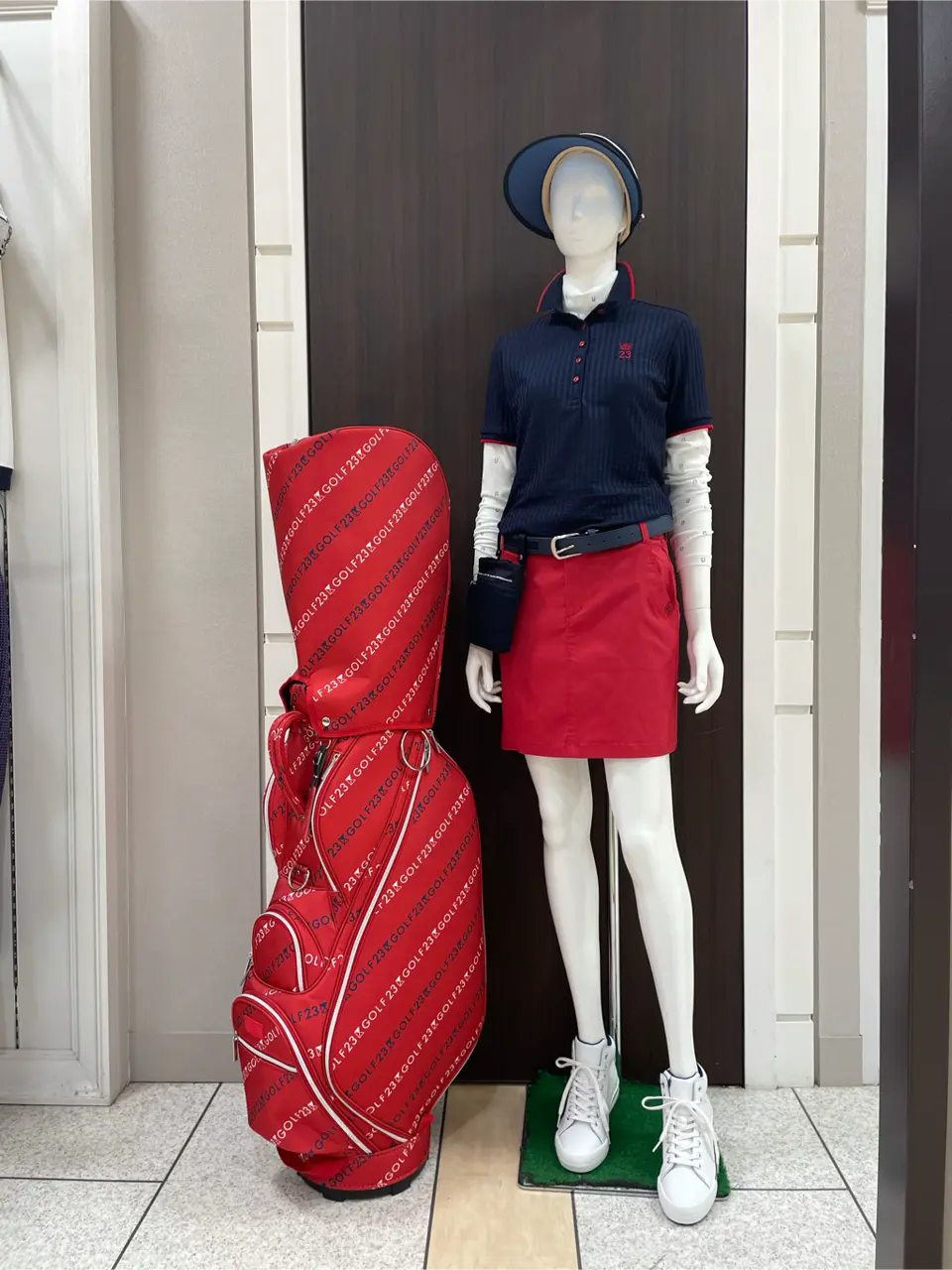 23区GOLF 藤田 コーディネート画像