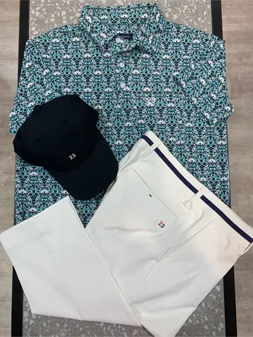 23区GOLF 松屋スタッフ コーディネート画像