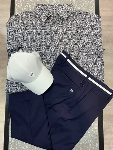 23区GOLF 松屋スタッフ コーディネート画像